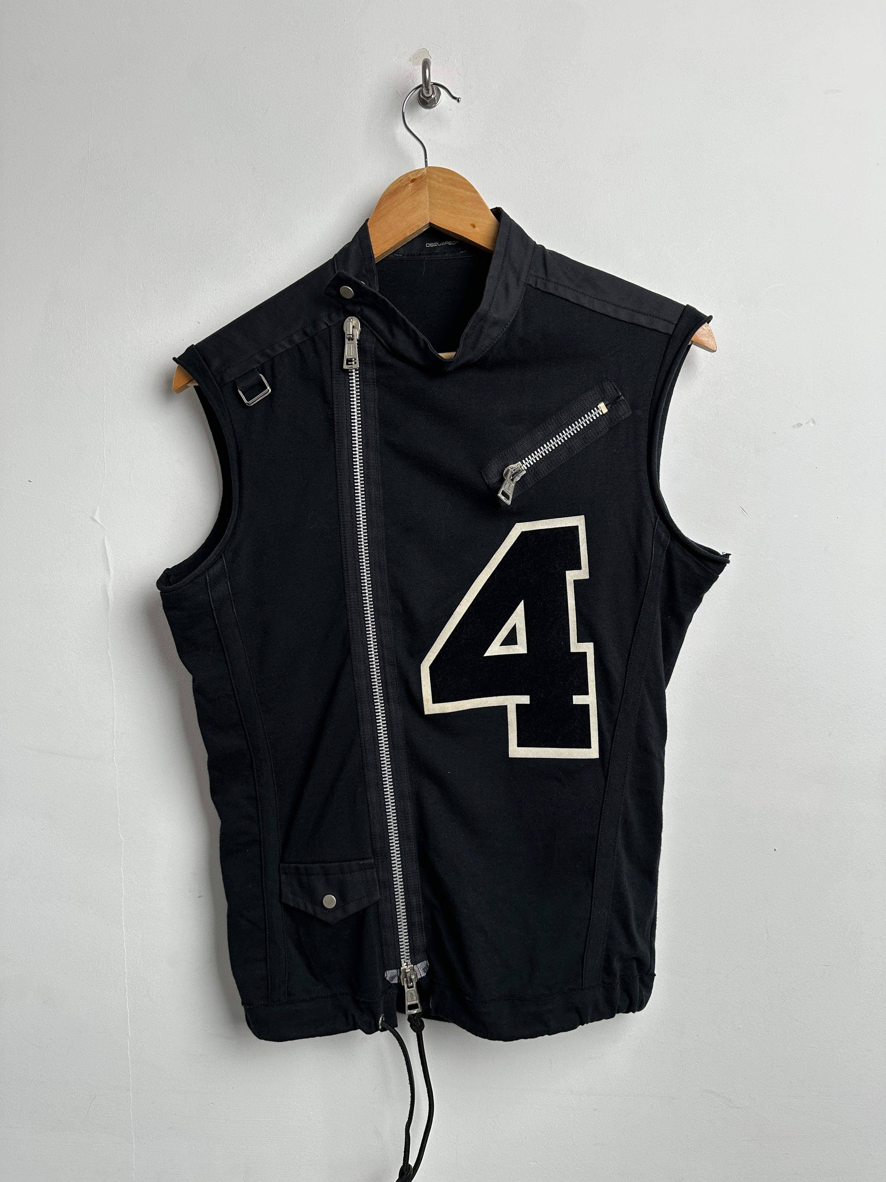 OSQUARED2 vest in black