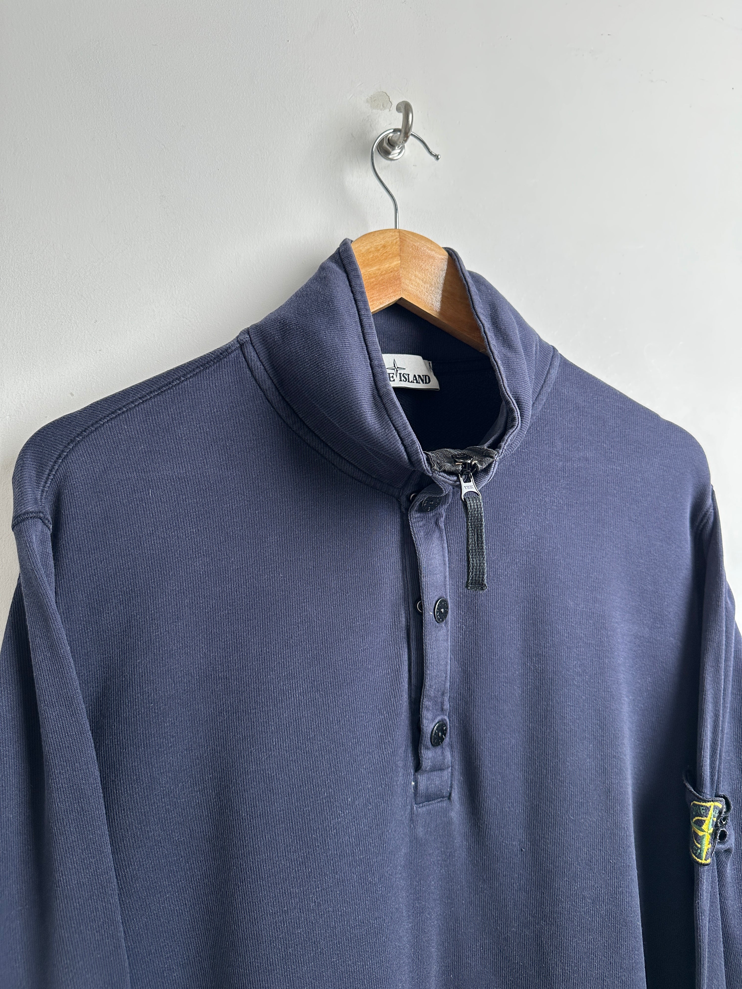 STONE ISLAND button up sweater in blue - thrift.mt