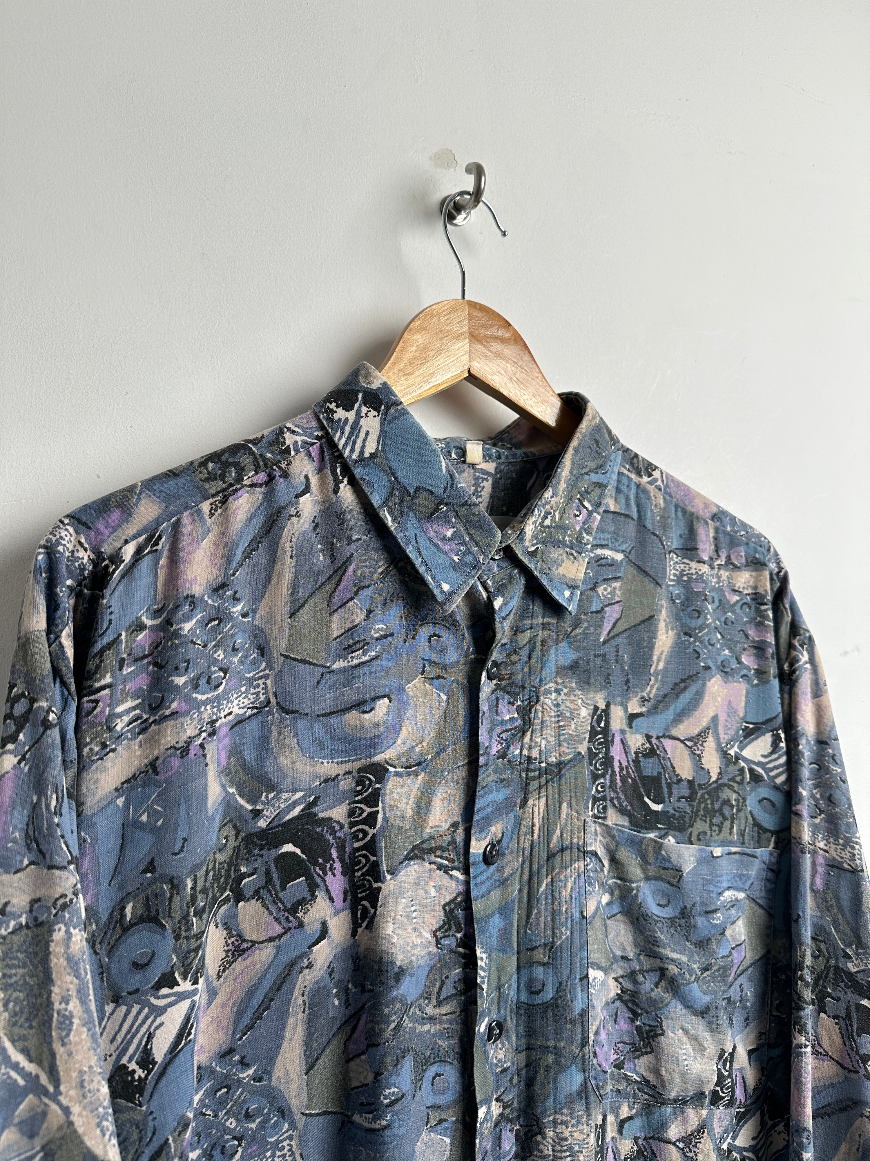 VINTAGE long sleeve shirt - thrift.mt