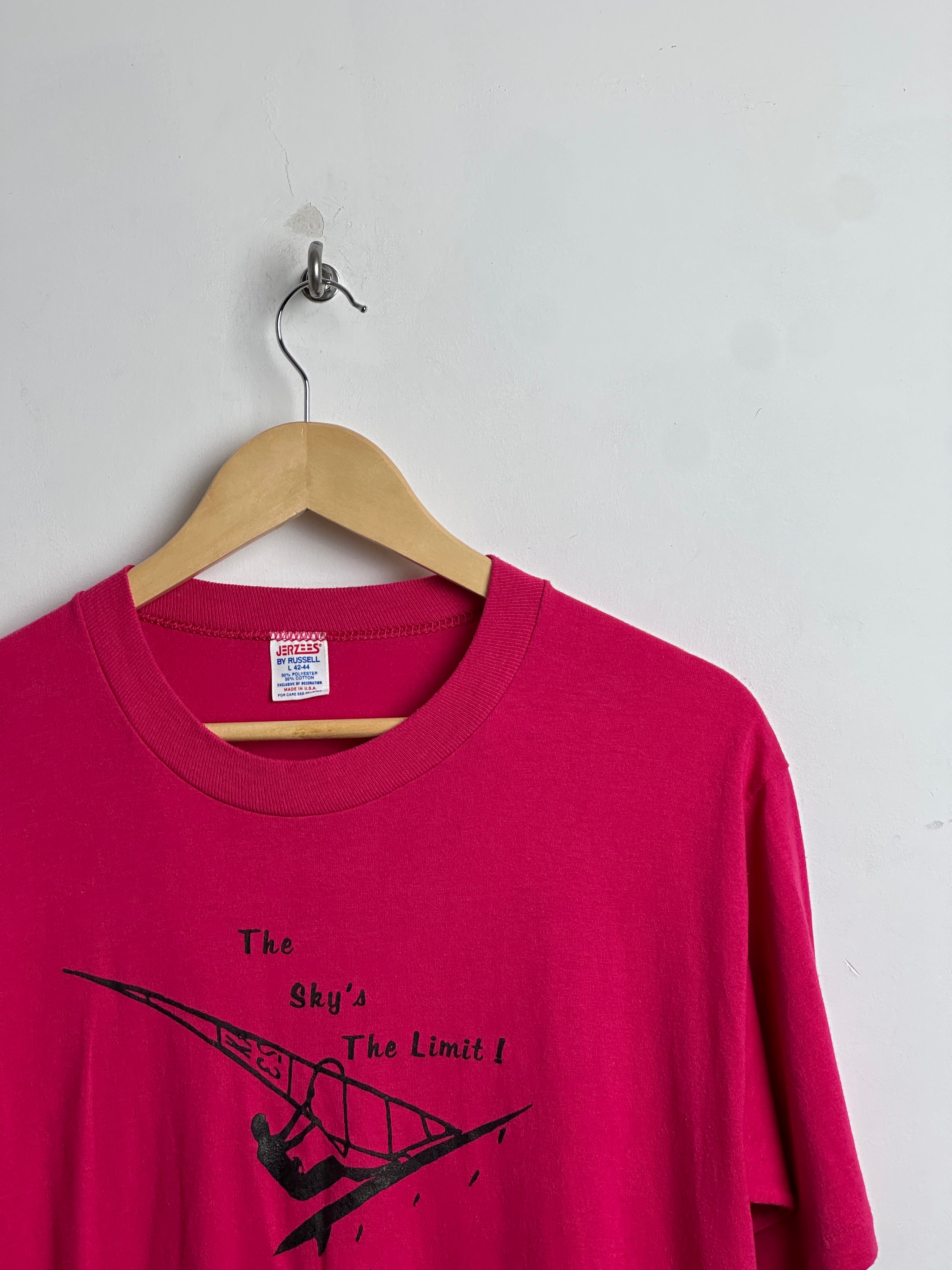 JERZEES by Russell T-shirt in pink - thrift.mt