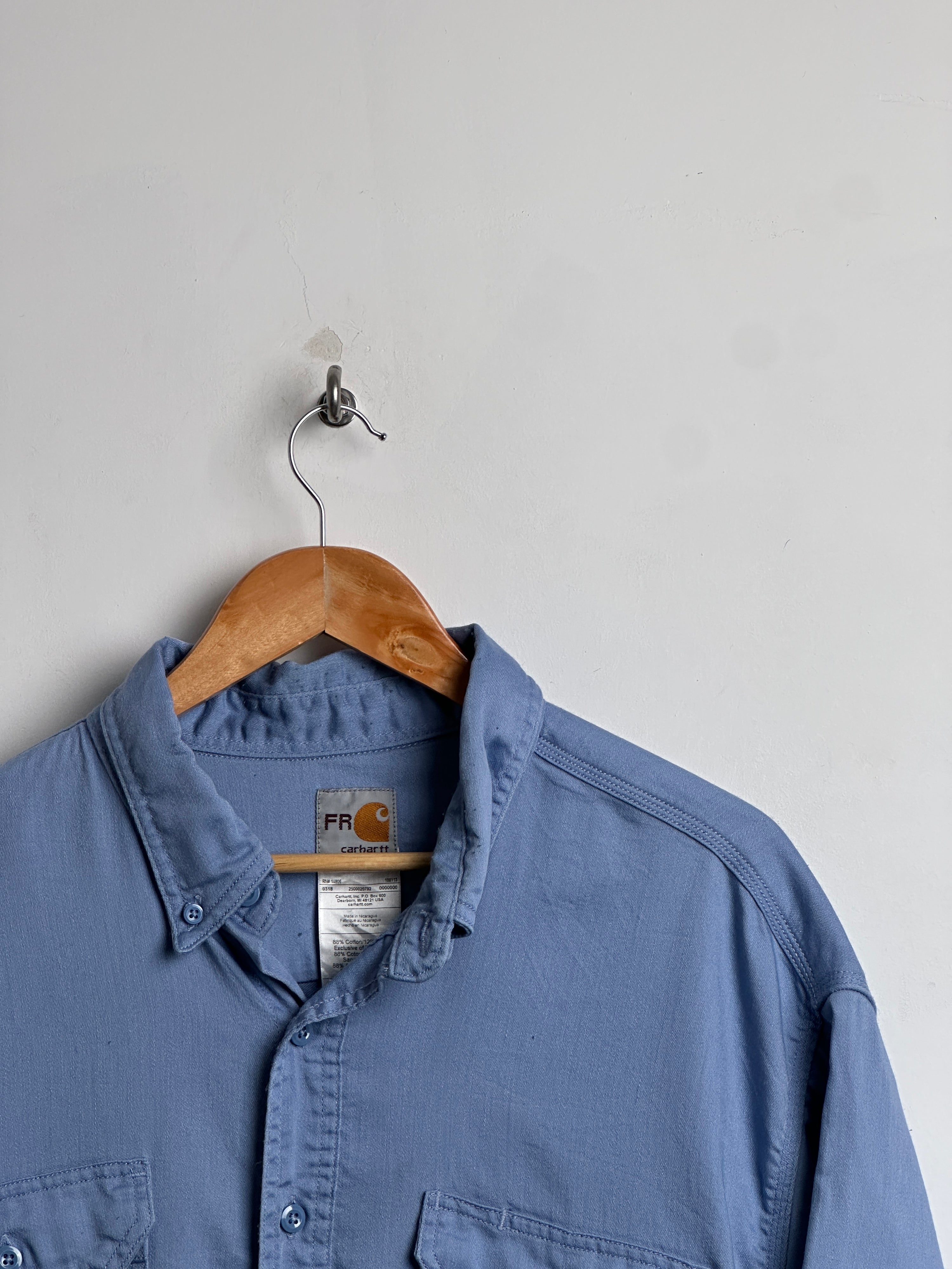 CARHARTT short sleeve shirt in blue - thrift.mt