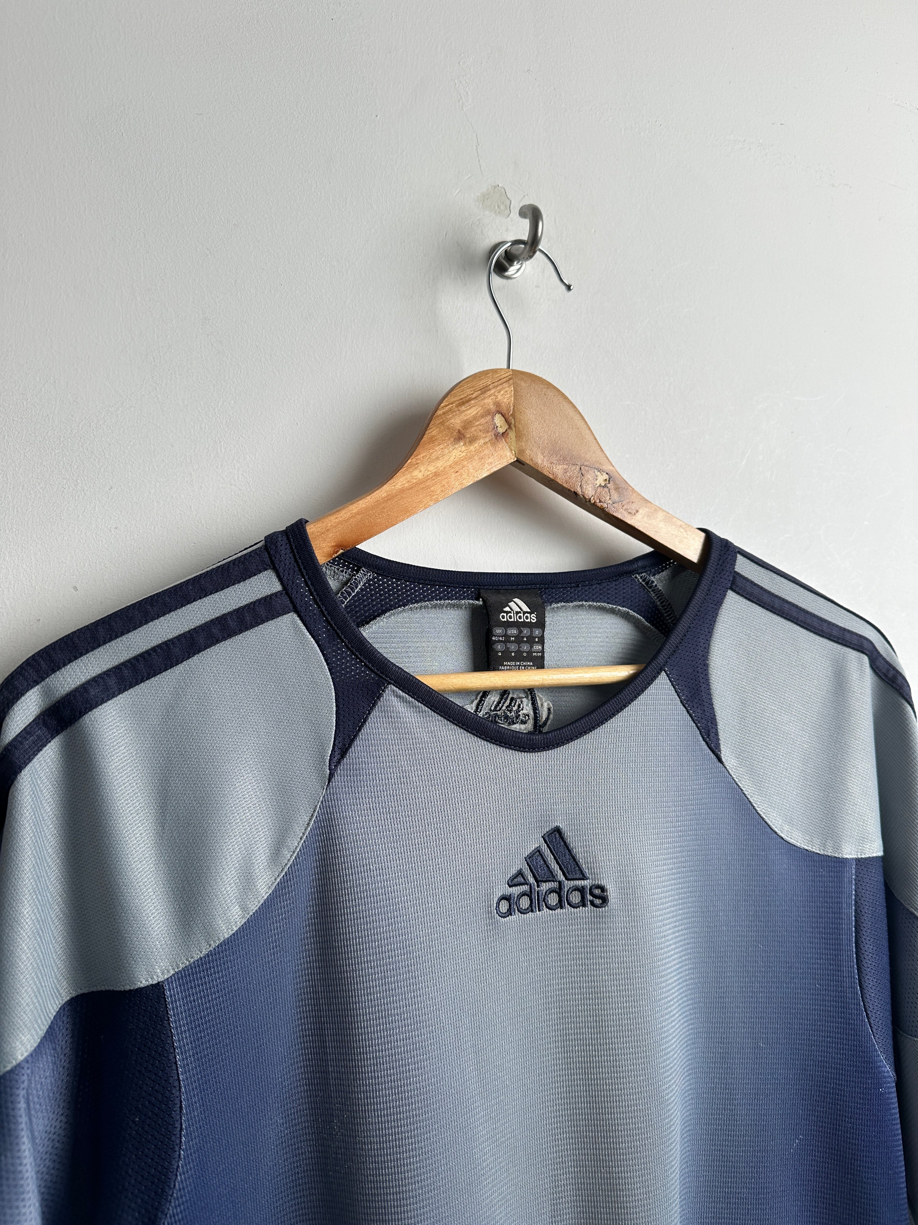 ADIDAS short sleeve shirt in blue
