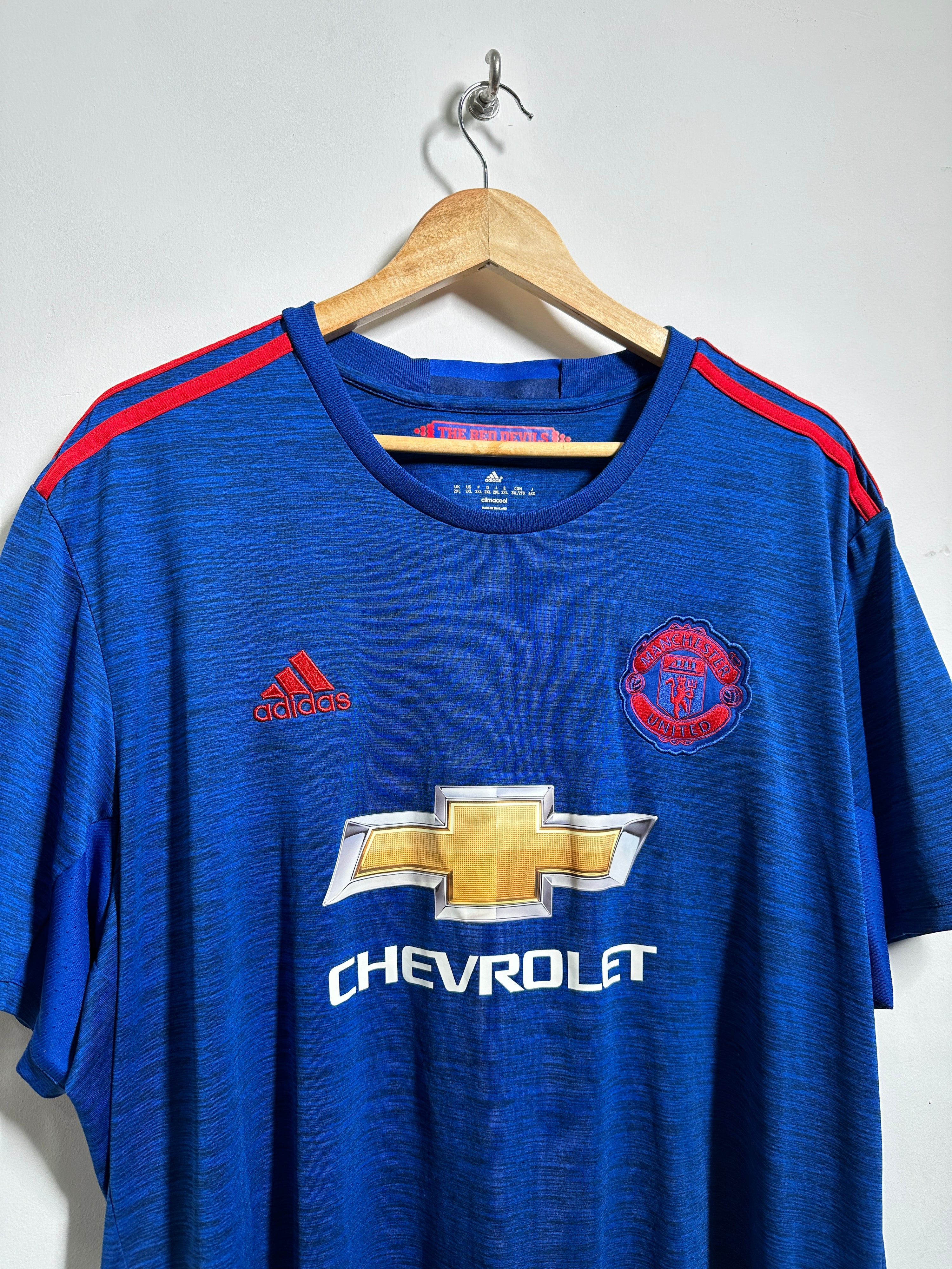 ADIDAS Manchester United 2016/2017 away jersey (100% authentic)