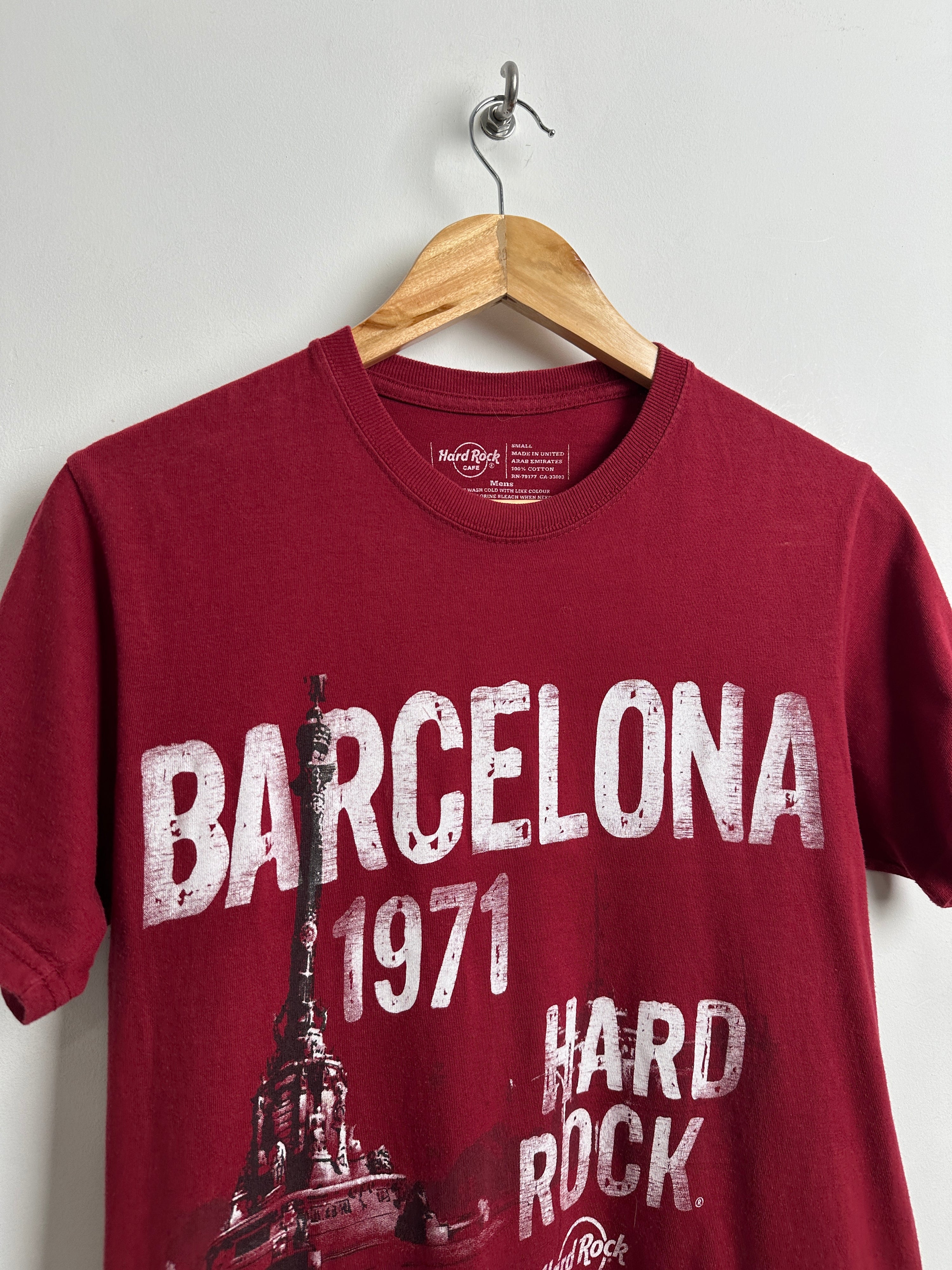 HARD ROCK CAFE Barcelona tee (red)