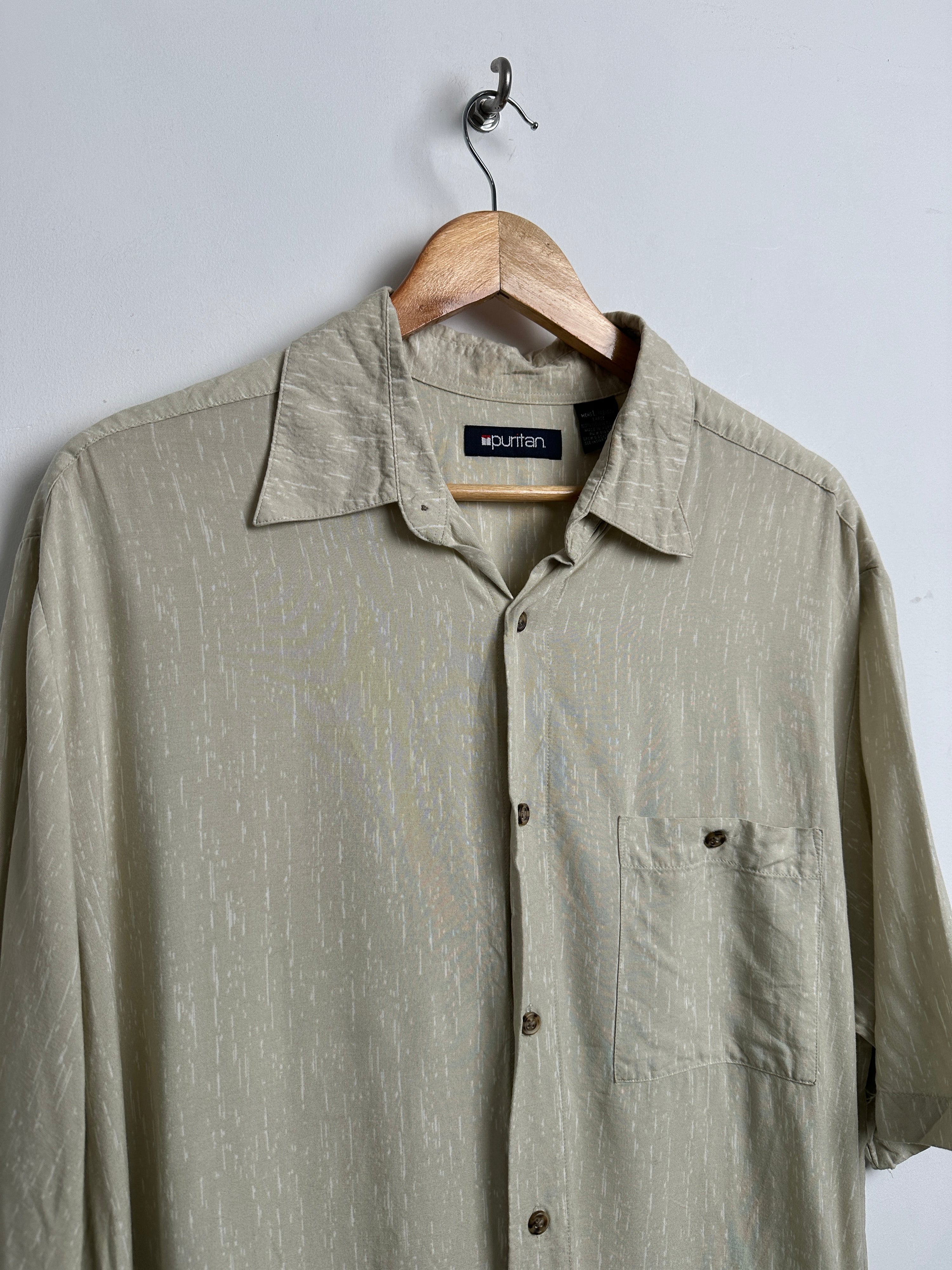 Puritan short sleeve shirt in beige with blue flowers