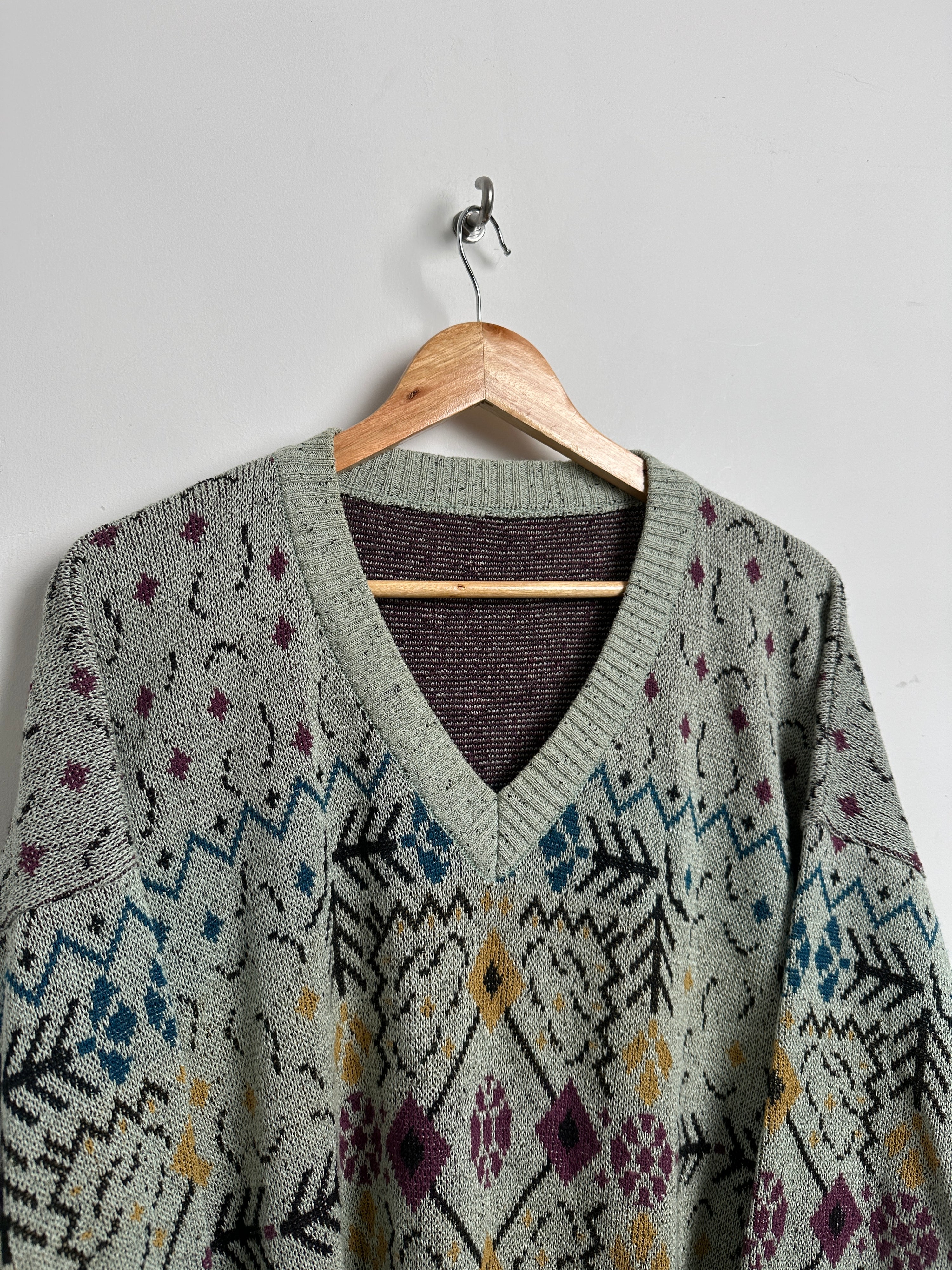 Vintage v neck knit sweater in mint green with colorful pattern