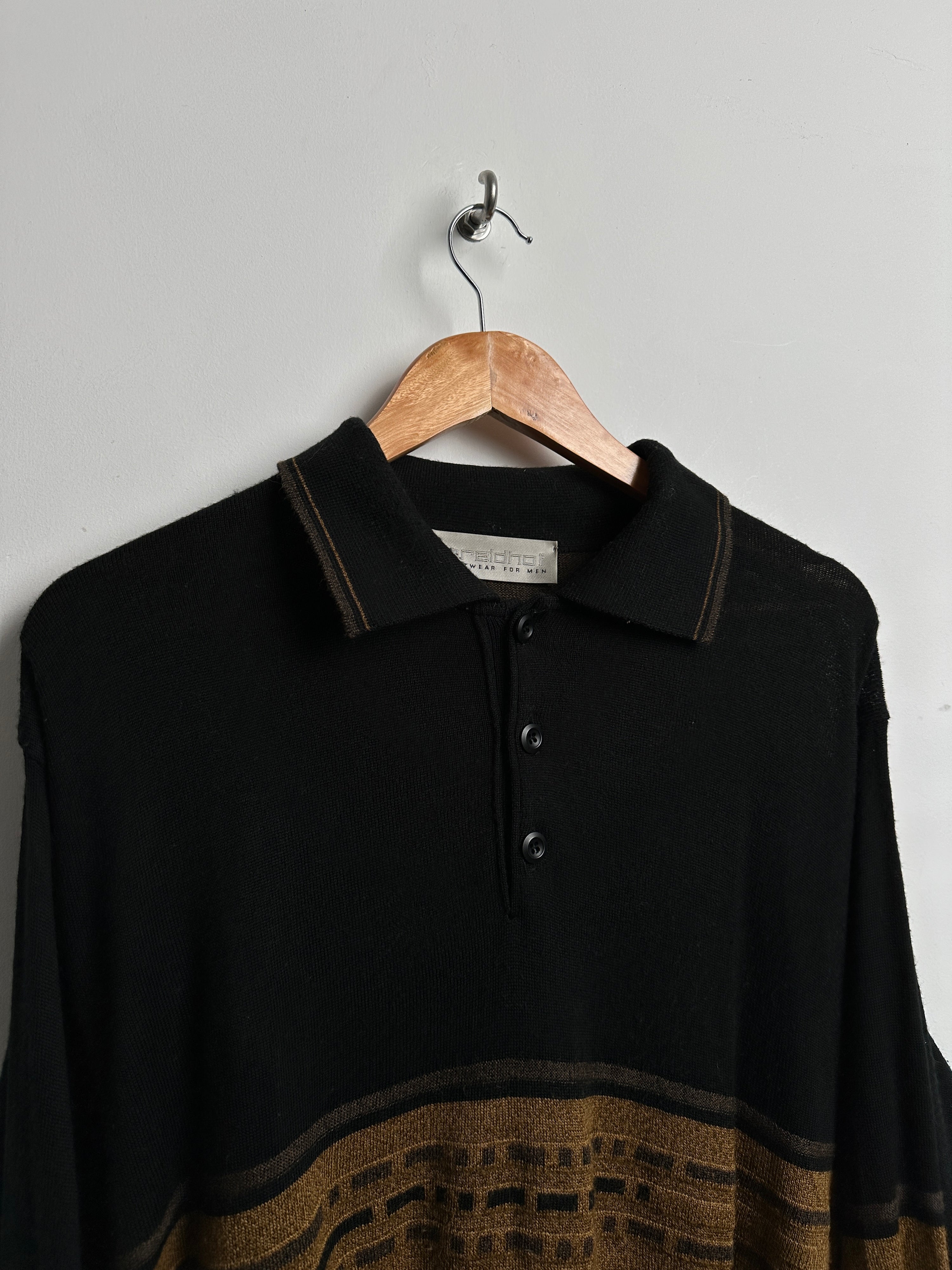 Vintage knit polo in black with brown details - thrift.mt