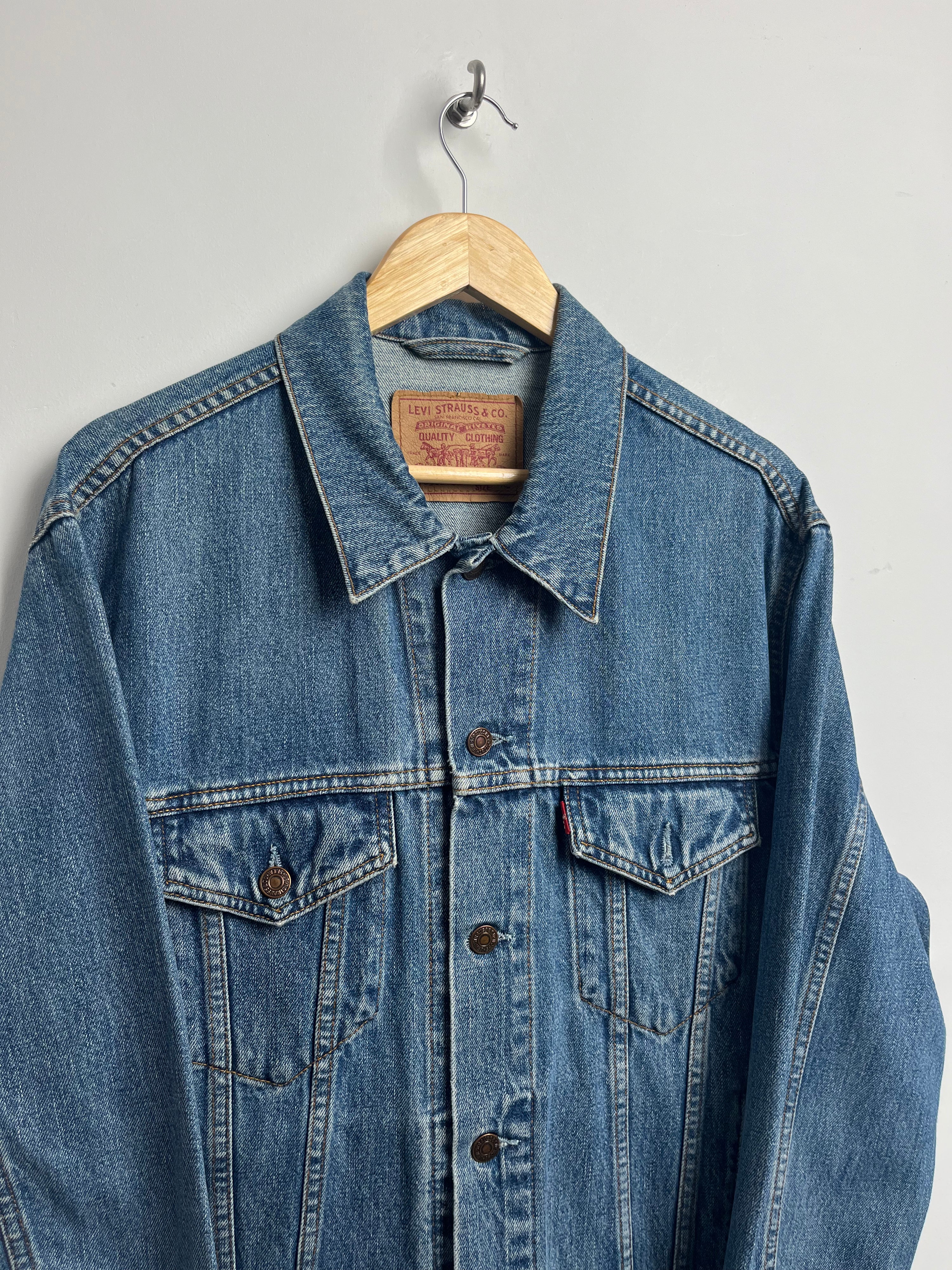 LEVI denim jacket