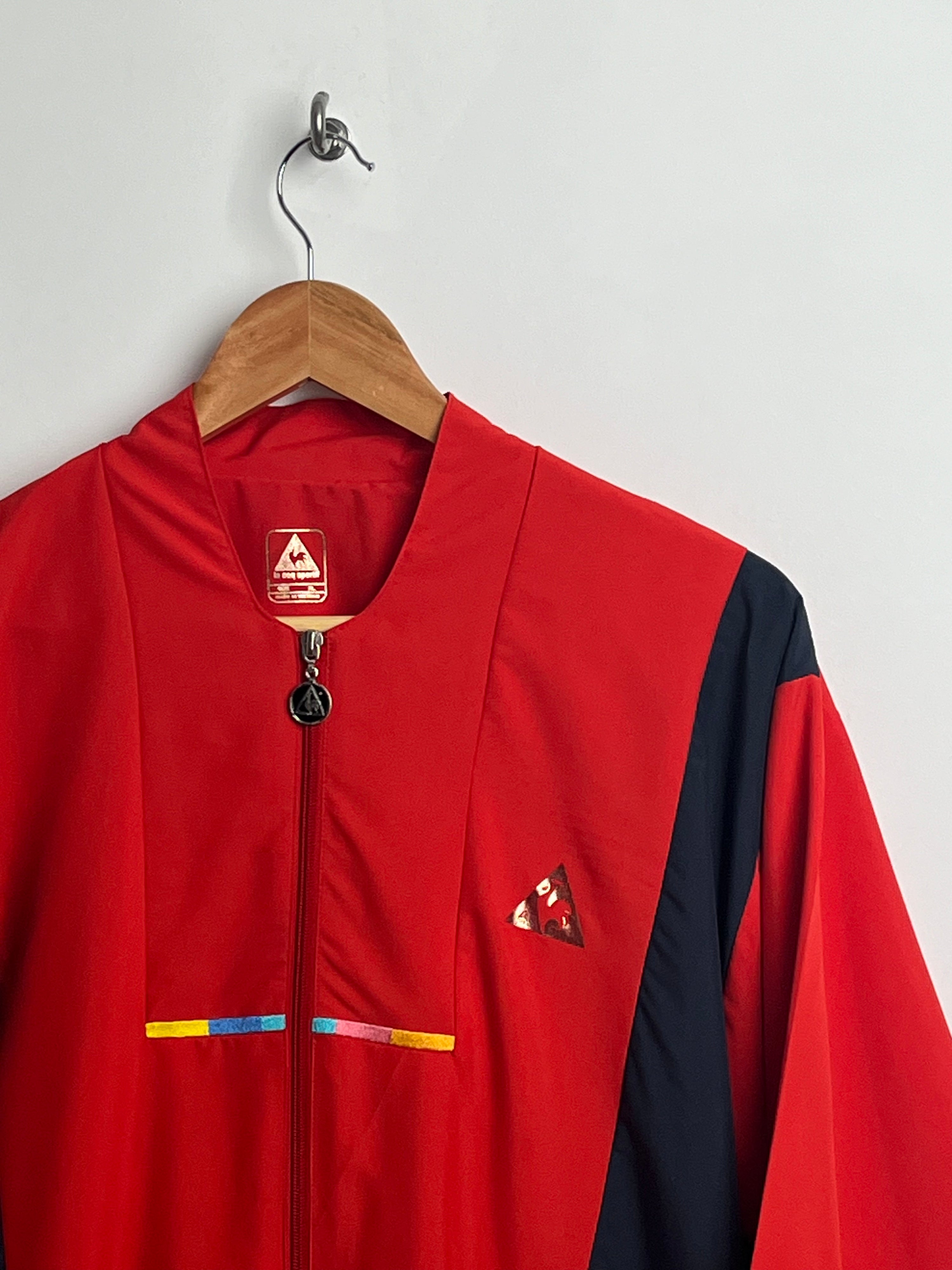 Le coq sportif red windbreaker