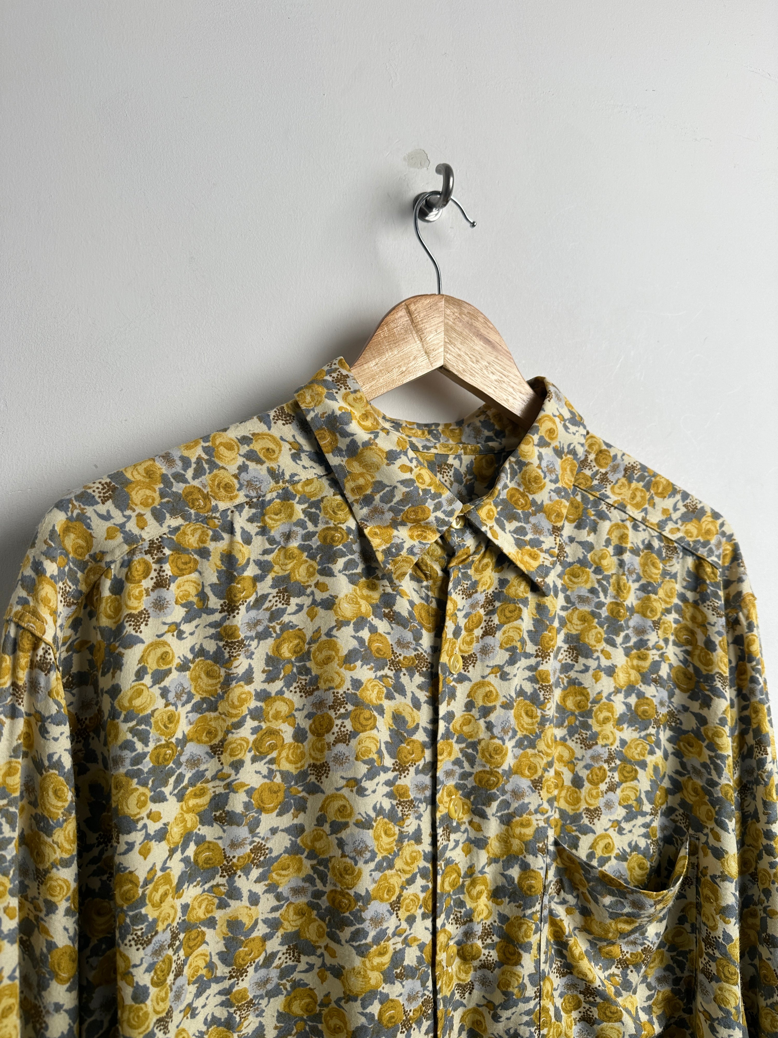 MASSARO long-sleeve shirt with yellow flowers