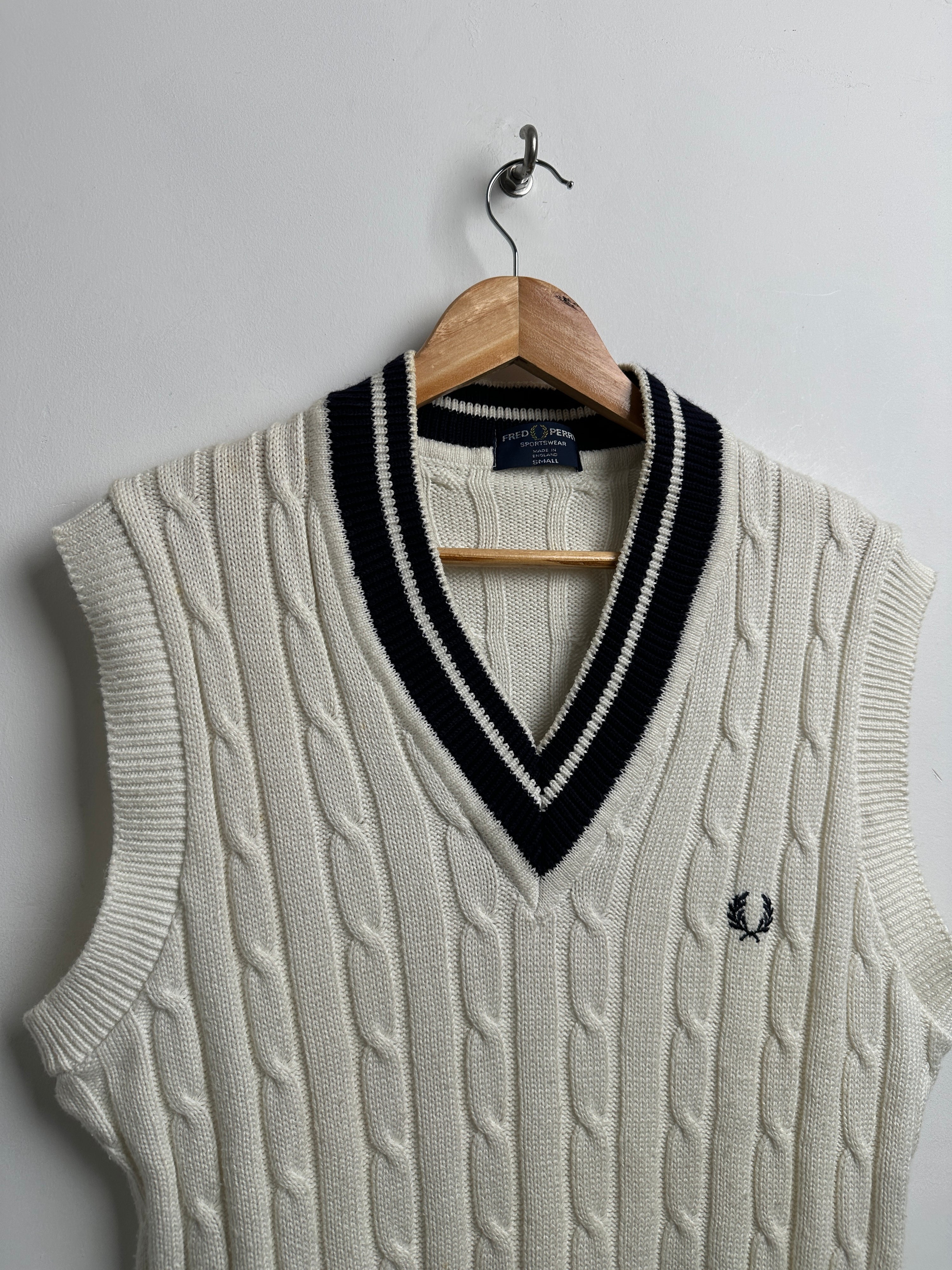 FRED PERRY sportswear knit vest white and blue