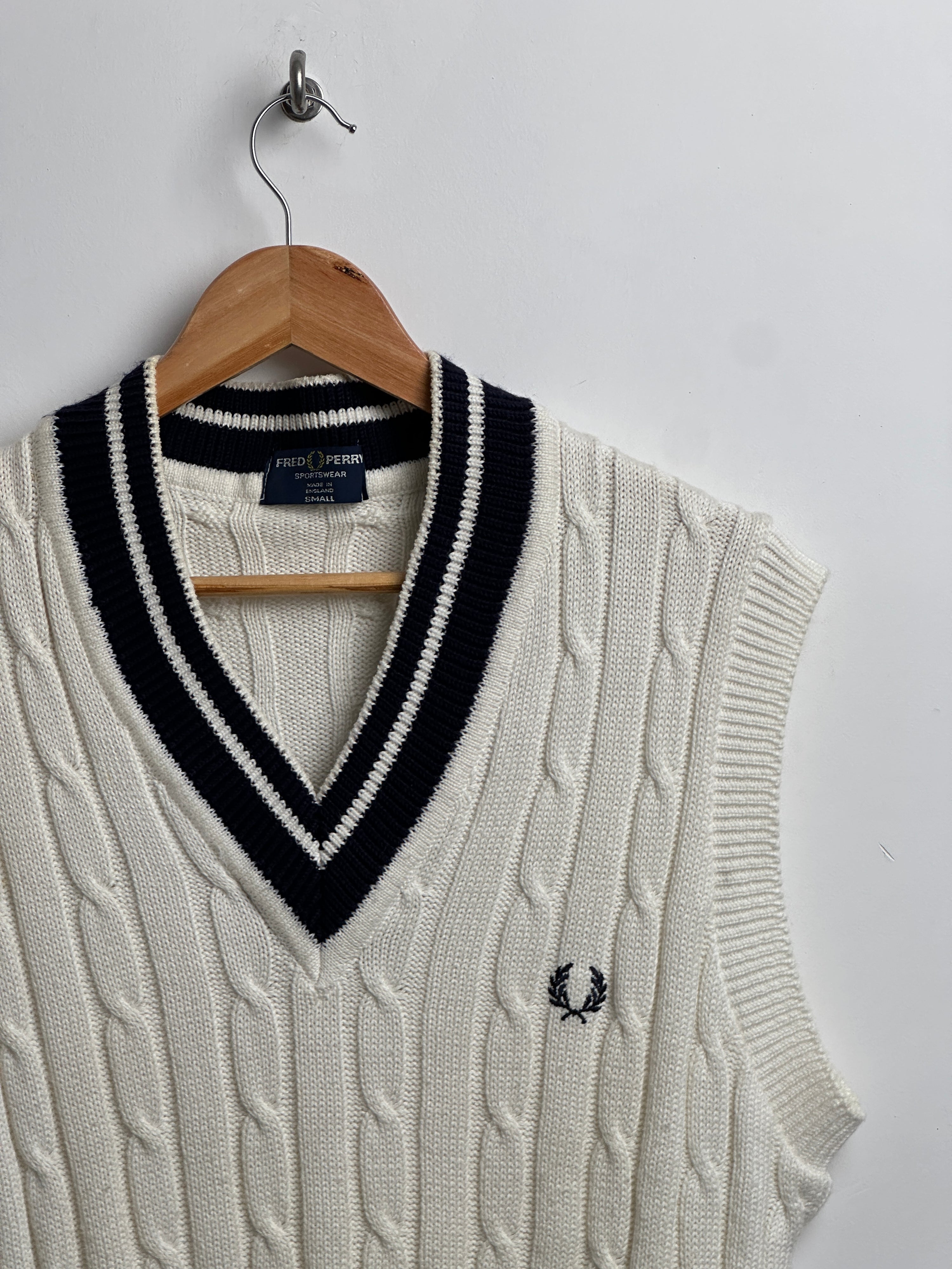 FRED PERRY sportswear knit vest white and blue