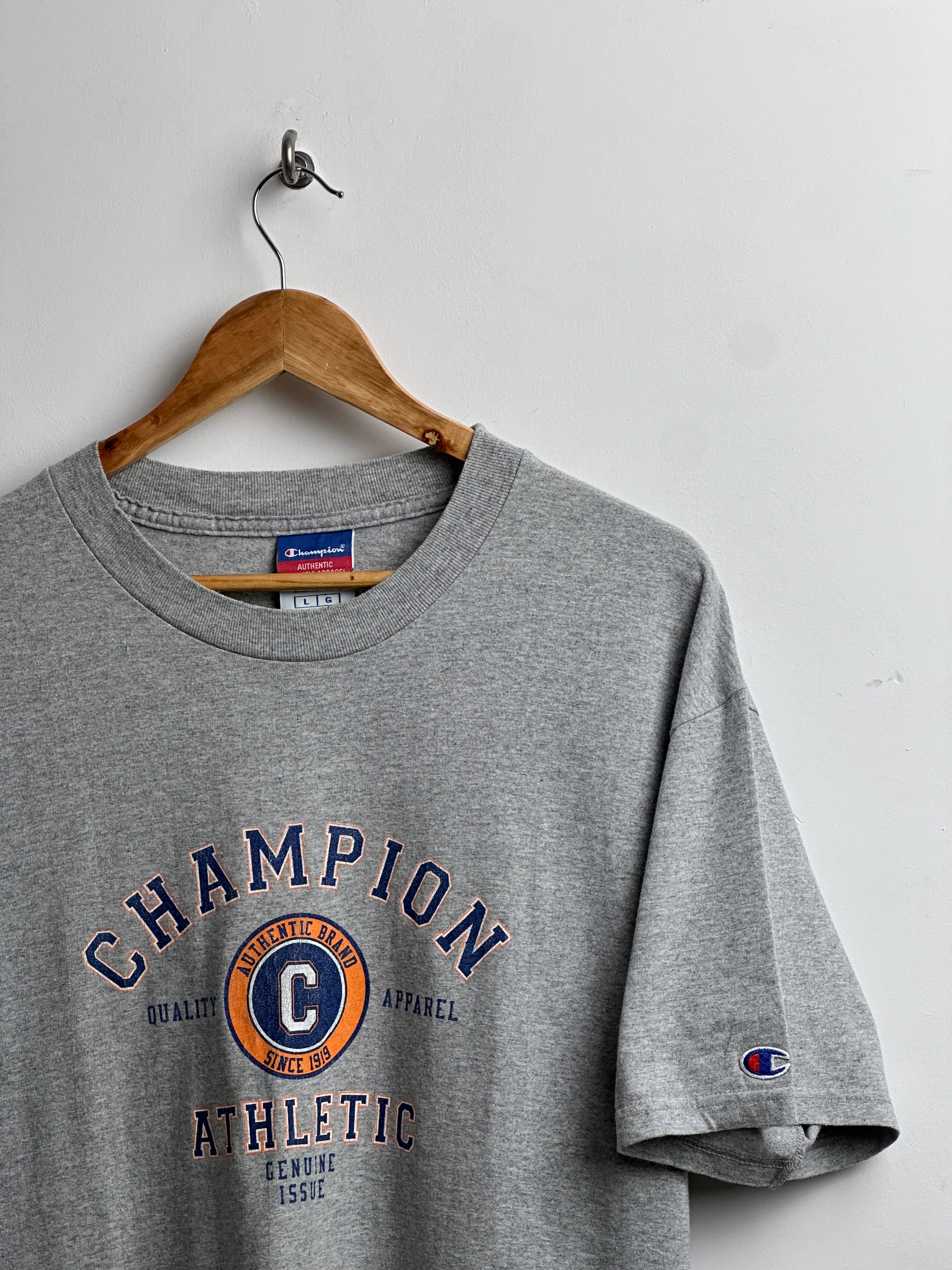 Champion tee in grey