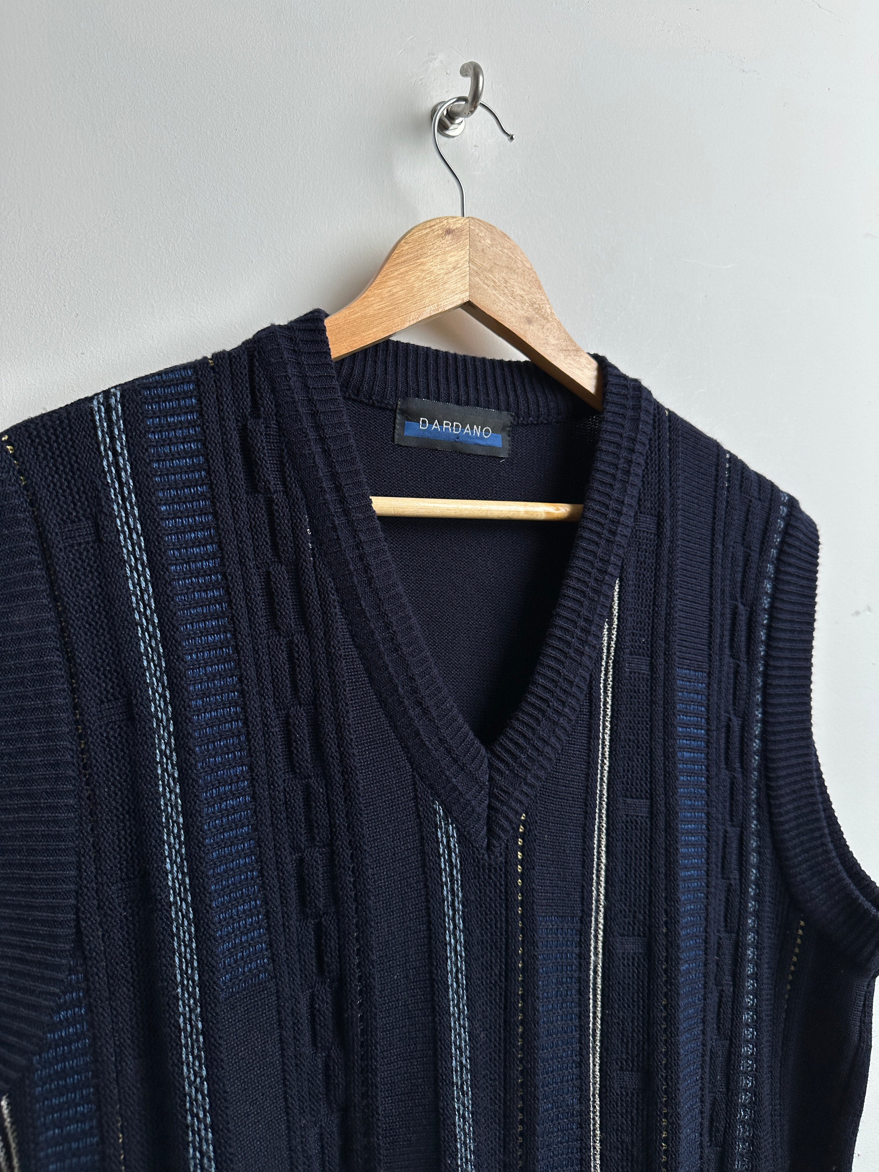 Dardano Vintage knit vest in blue - thrift.mt