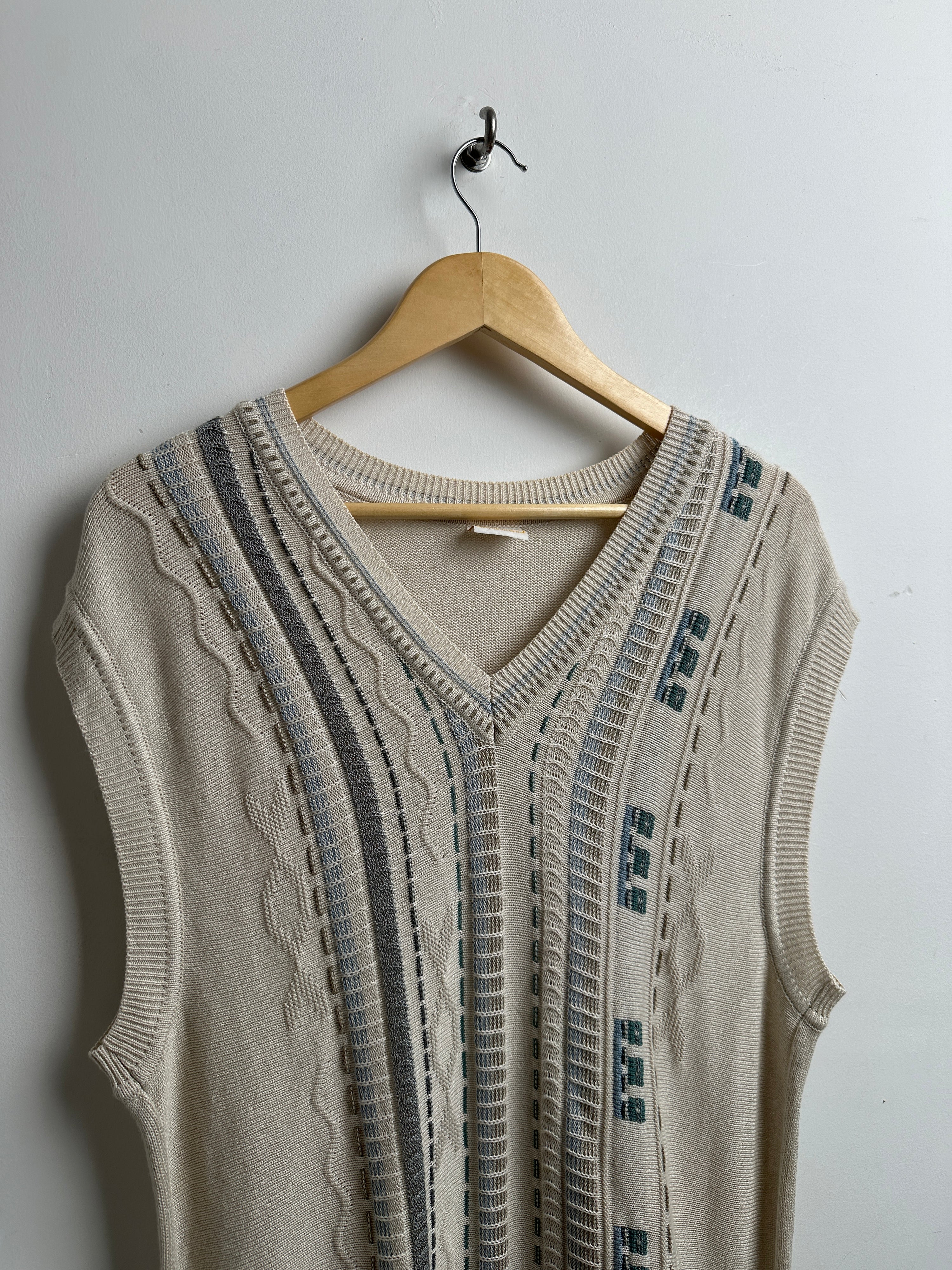 Gubo vintage knit vest in beige