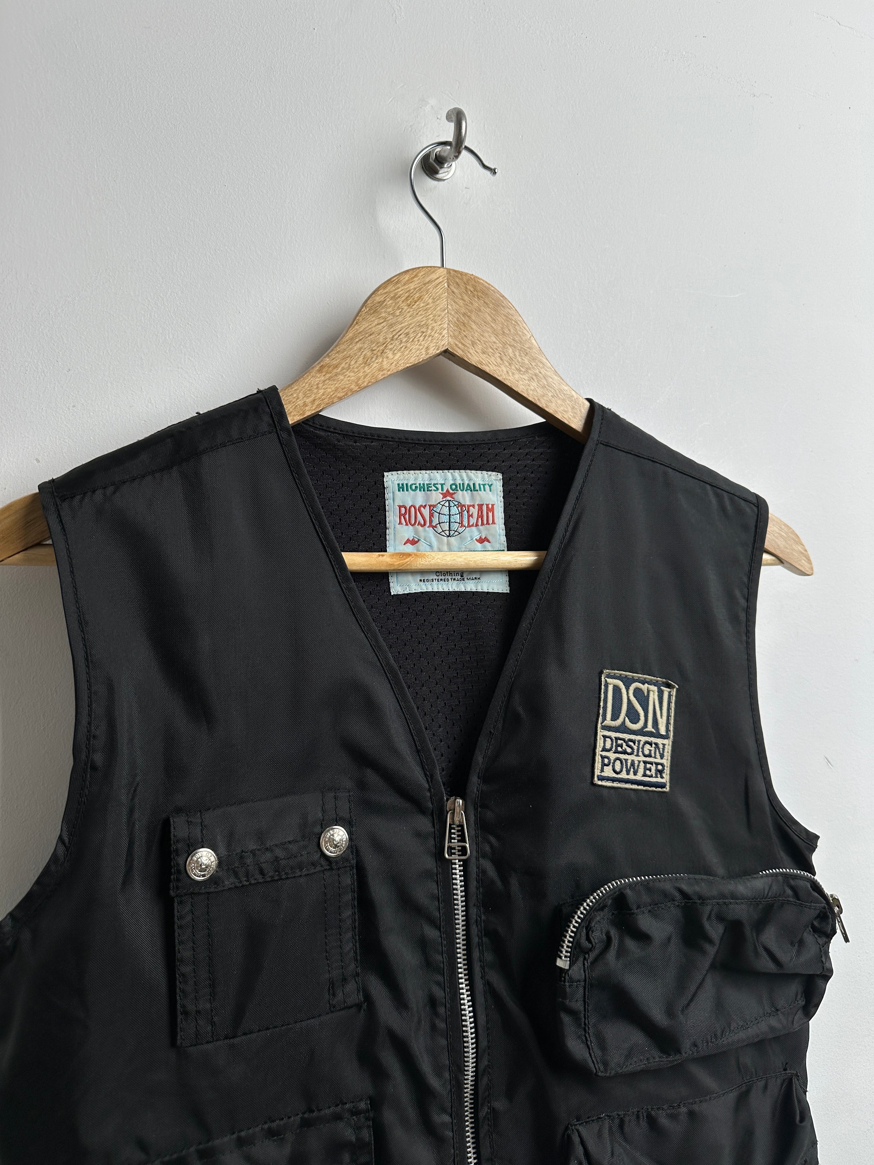 ROSE TEAM rainwear sportswear vest in black