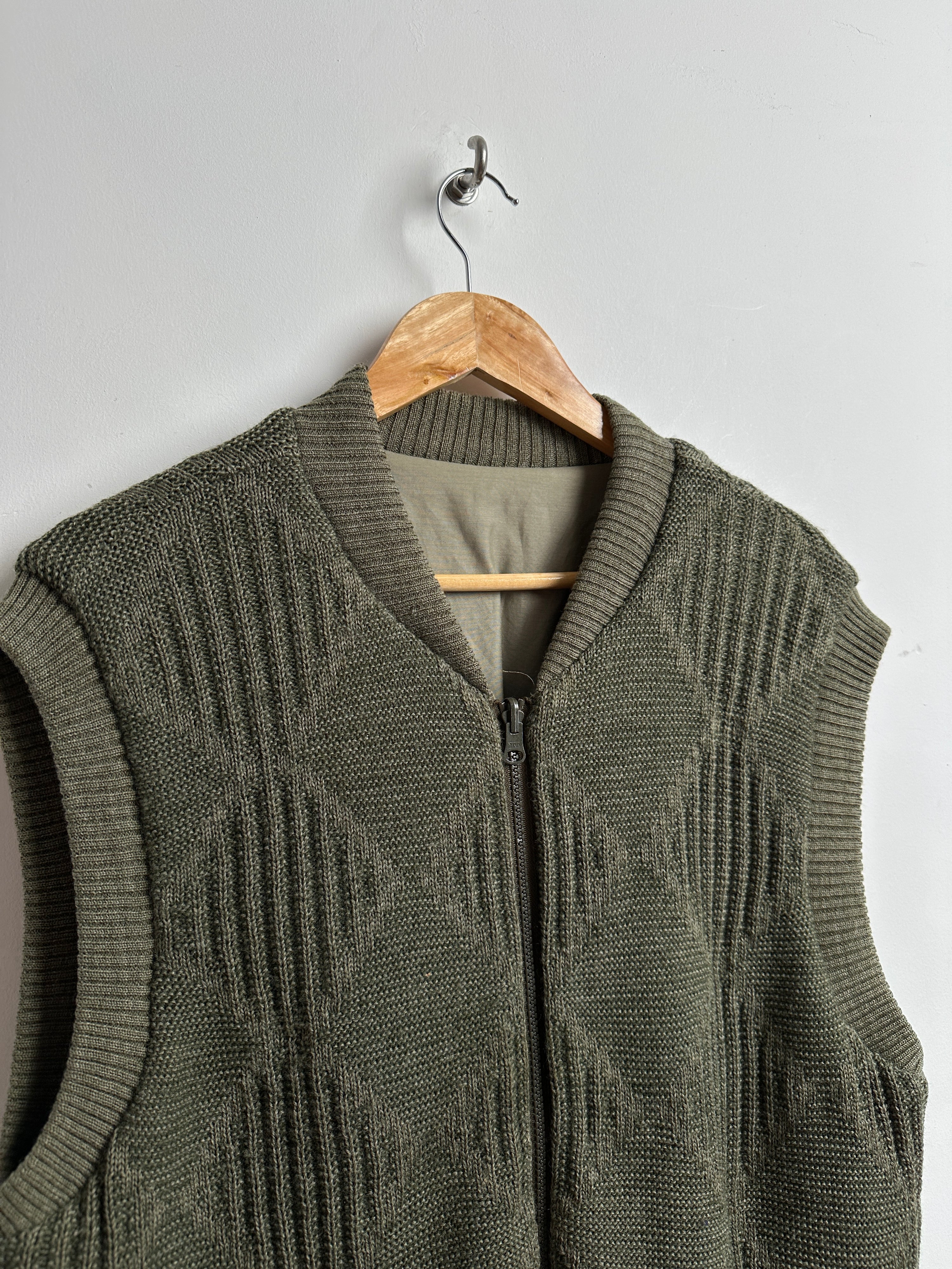 Vintage green knit vest