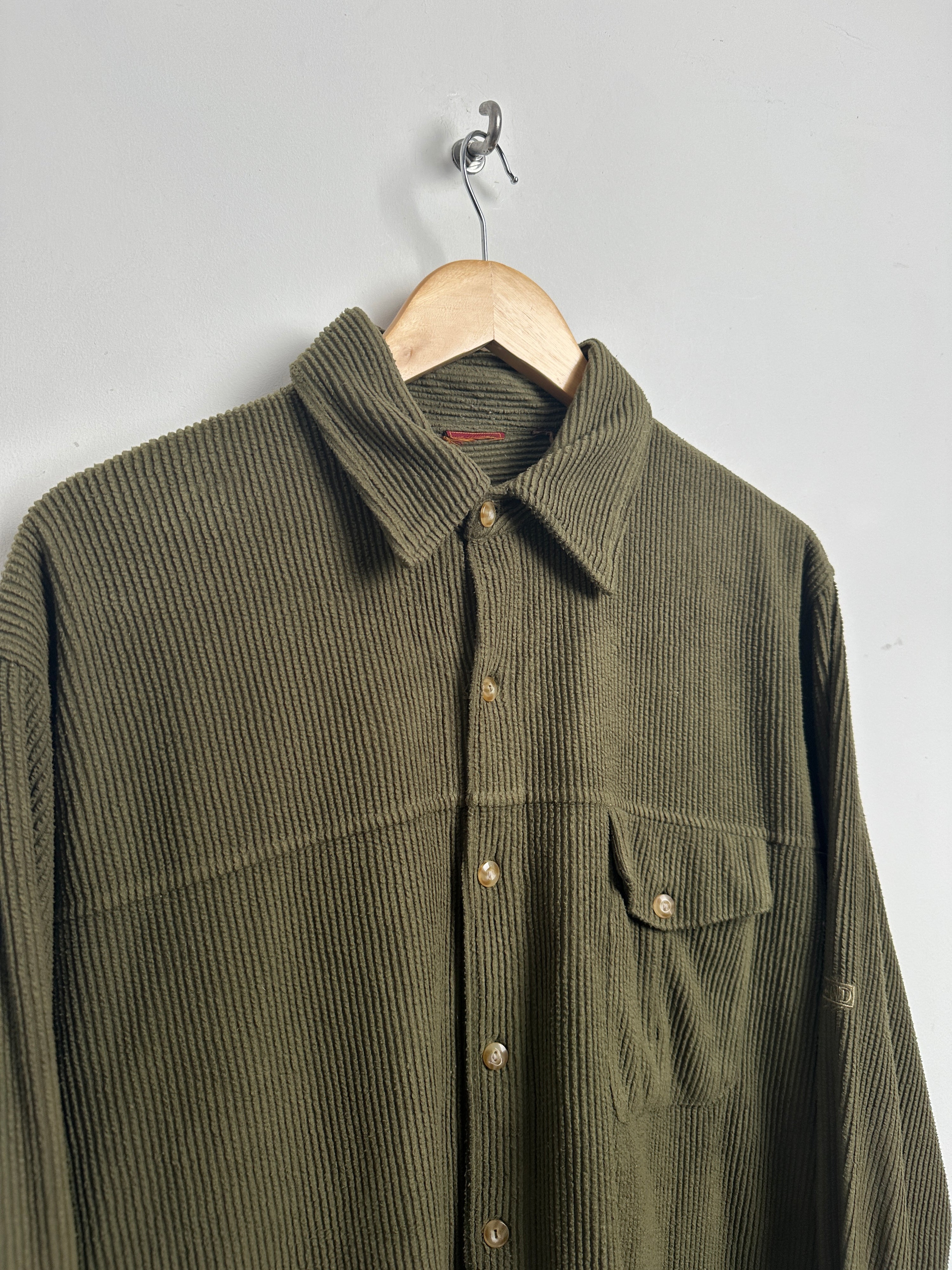 Corduroy long-sleeve shirt in dark green