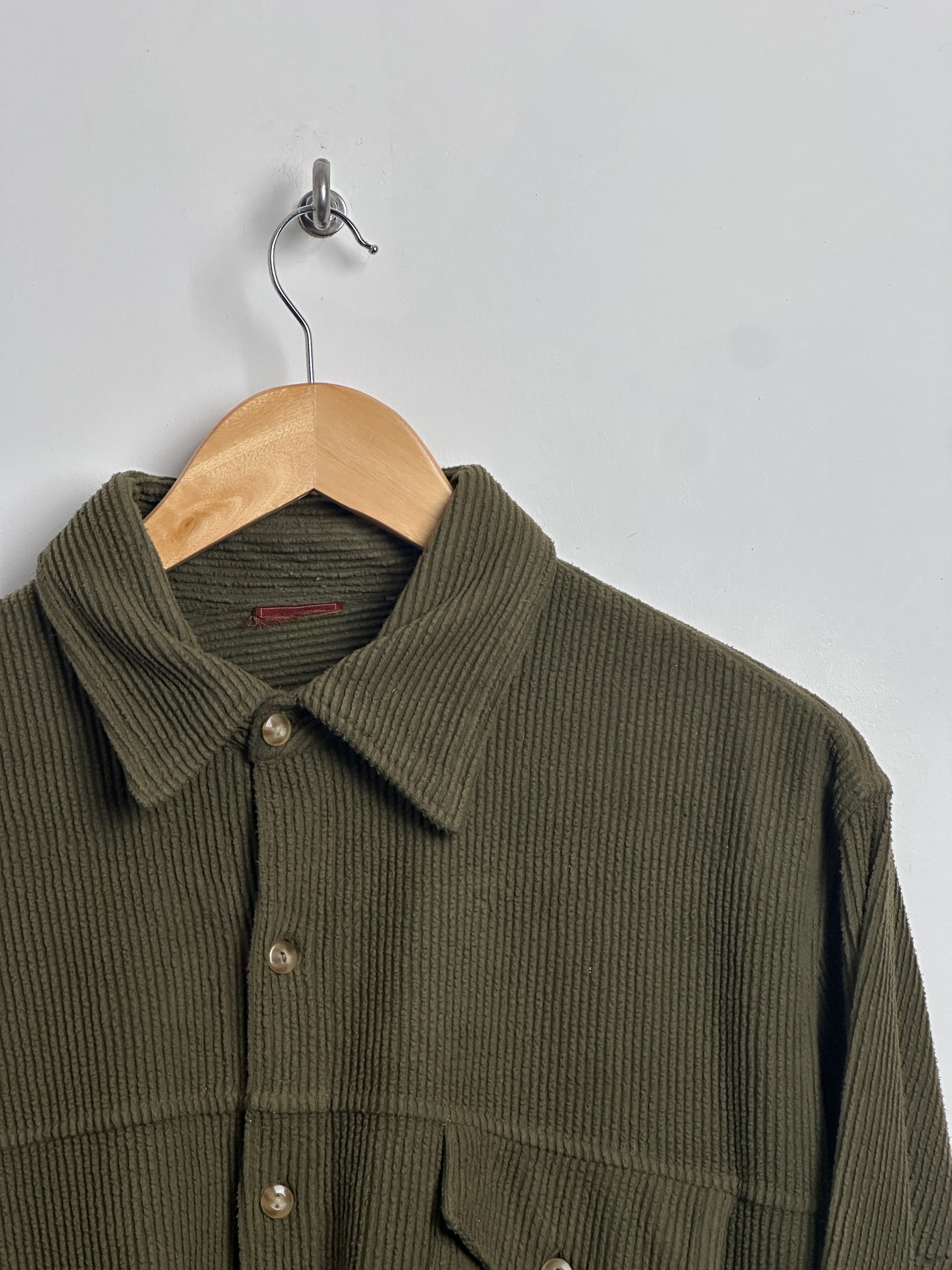 Corduroy long-sleeve shirt in dark green