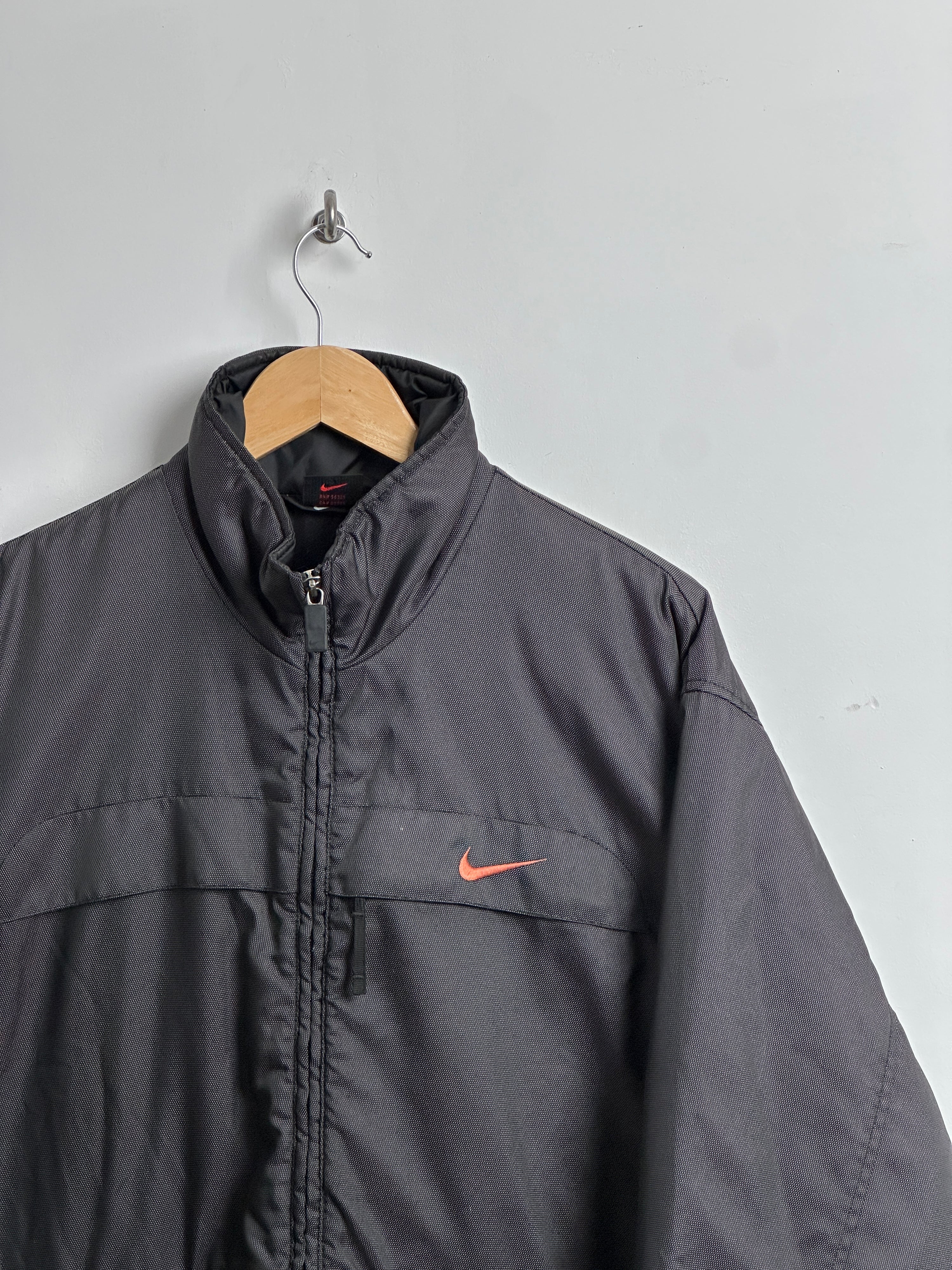 NIKE puffer jacket in black