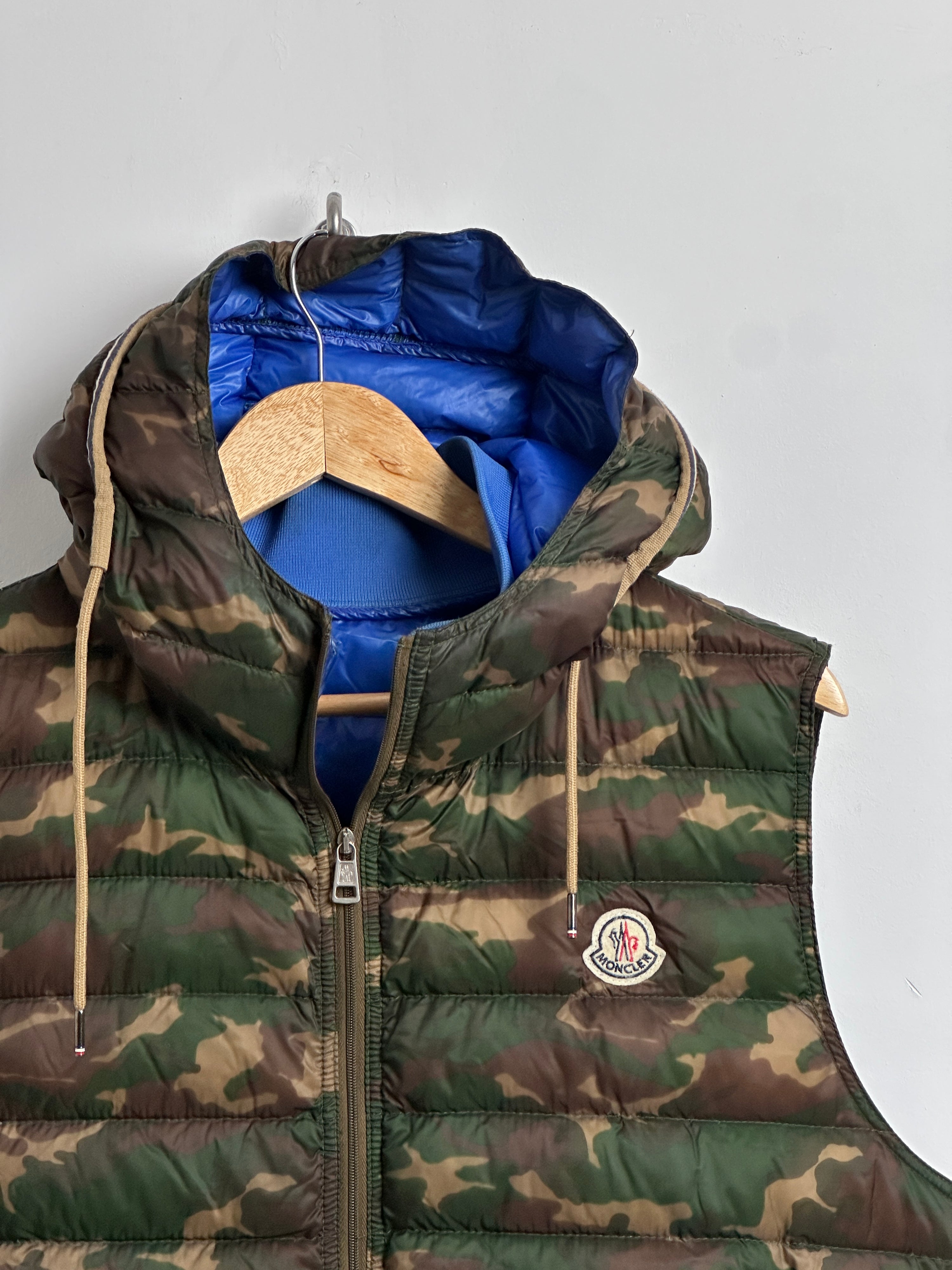 MONCLER camo puffer vest