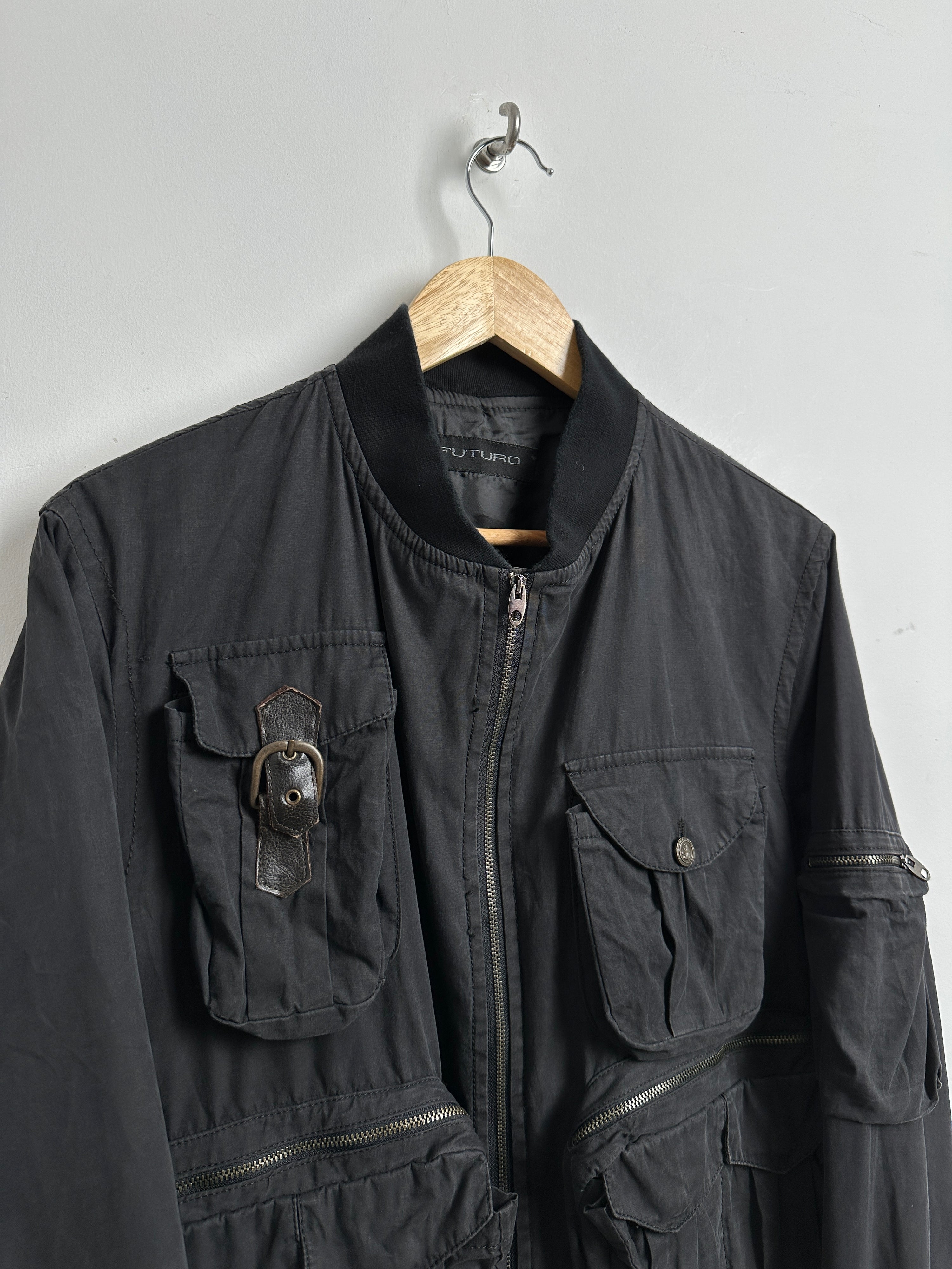 Vintage futuro cargo zip up in black