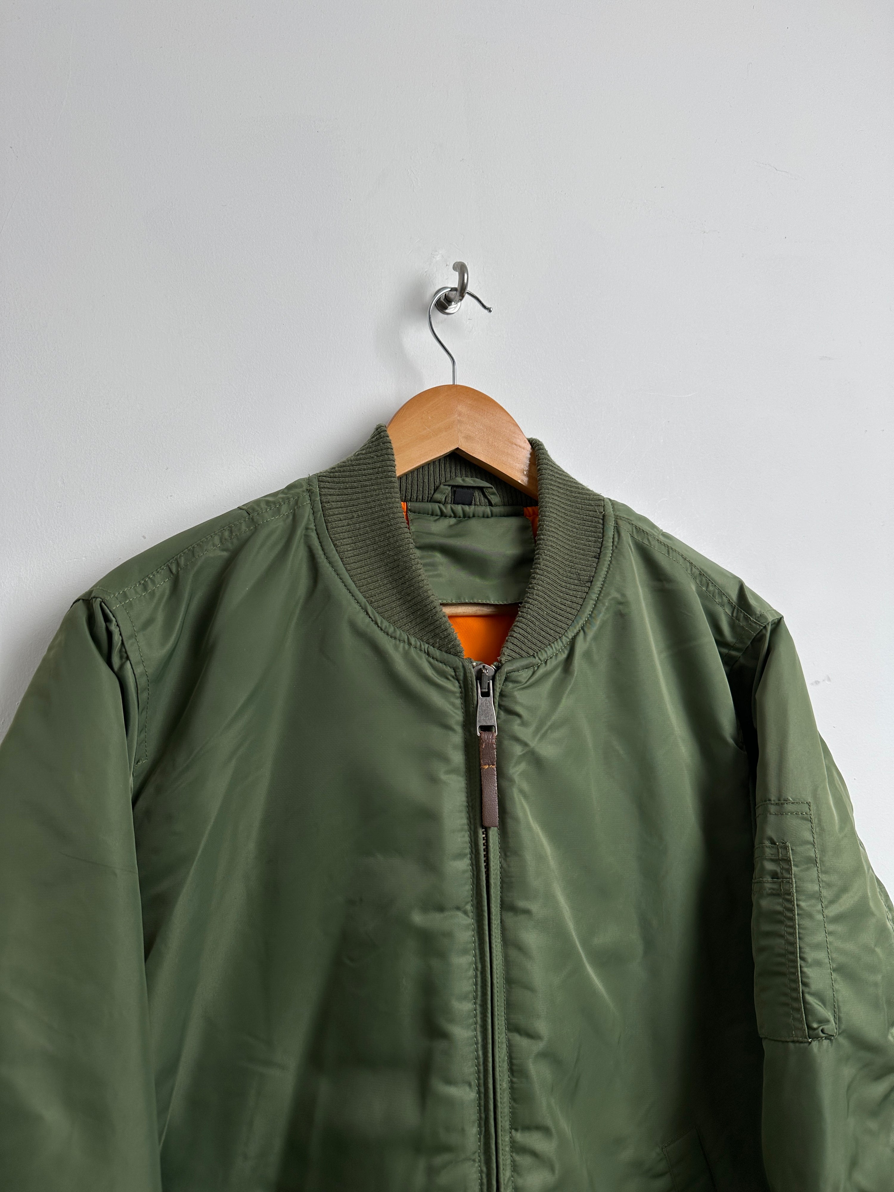 Bomber jacket in green