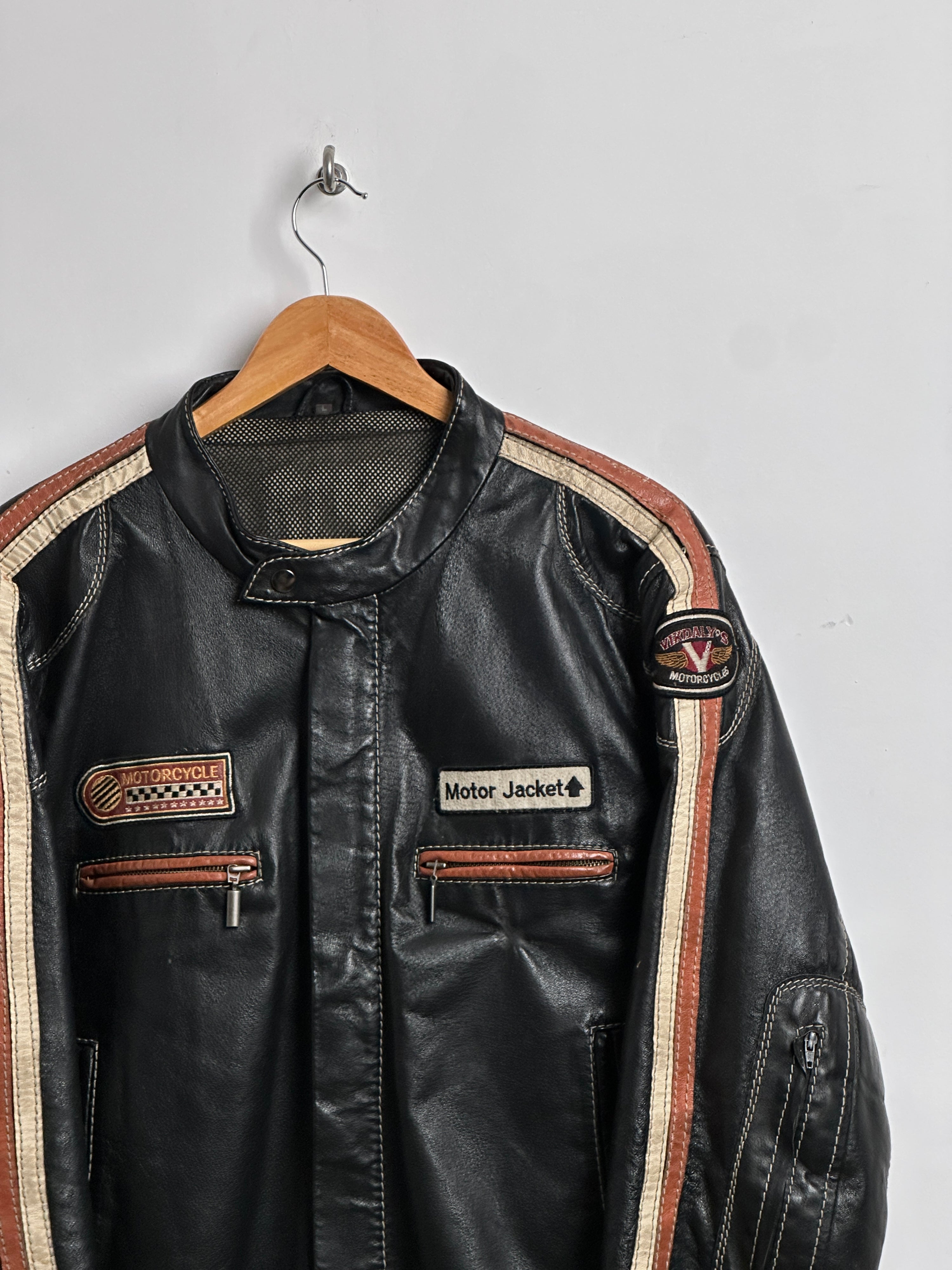 Motorcycle leather jacket in black