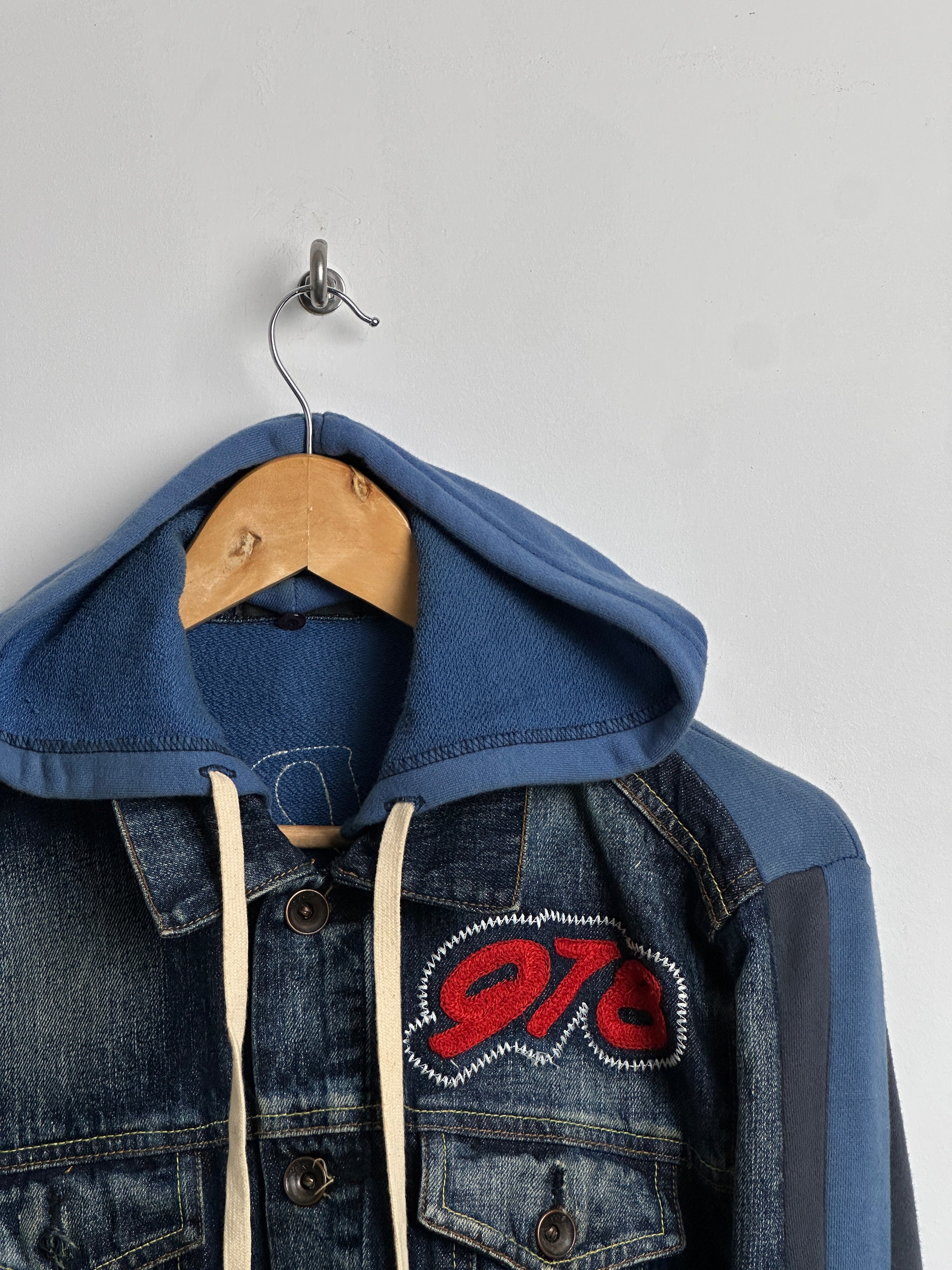 Rodeo Drive retro denim jacket with hood