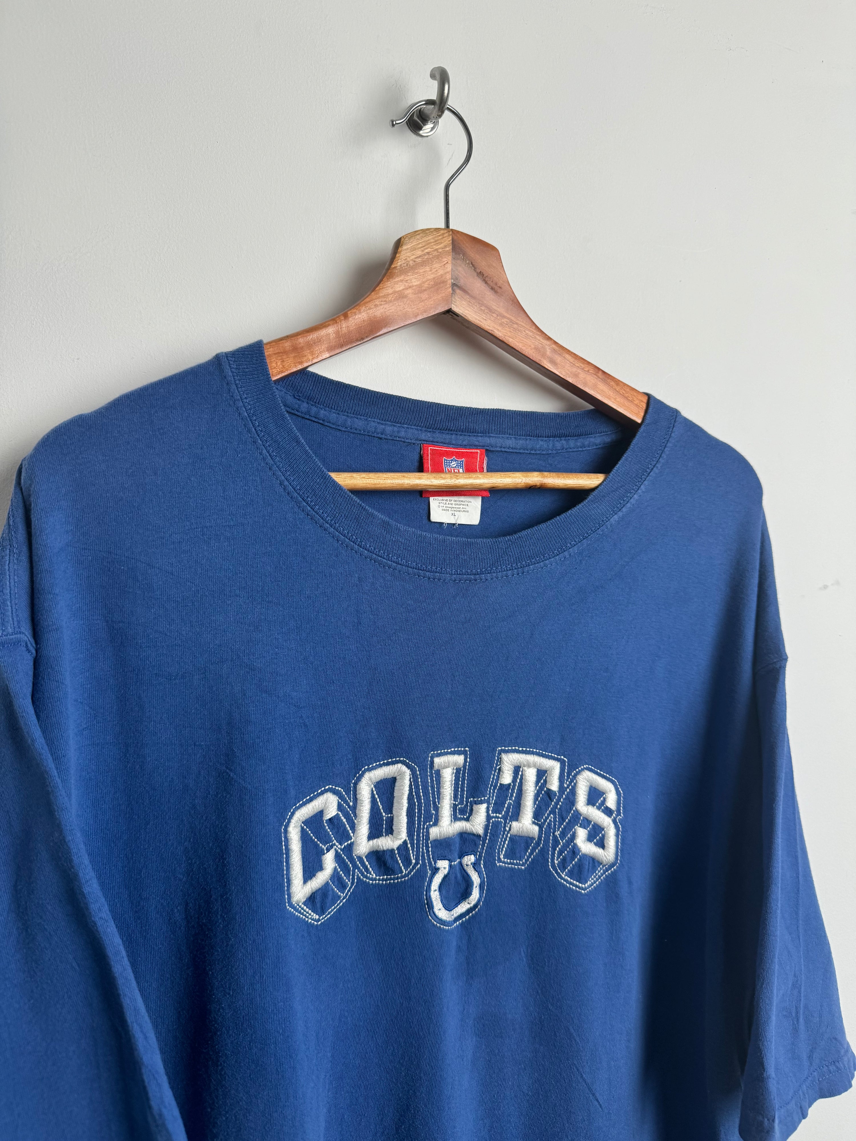 NFL COLTS embroidered tee in blue