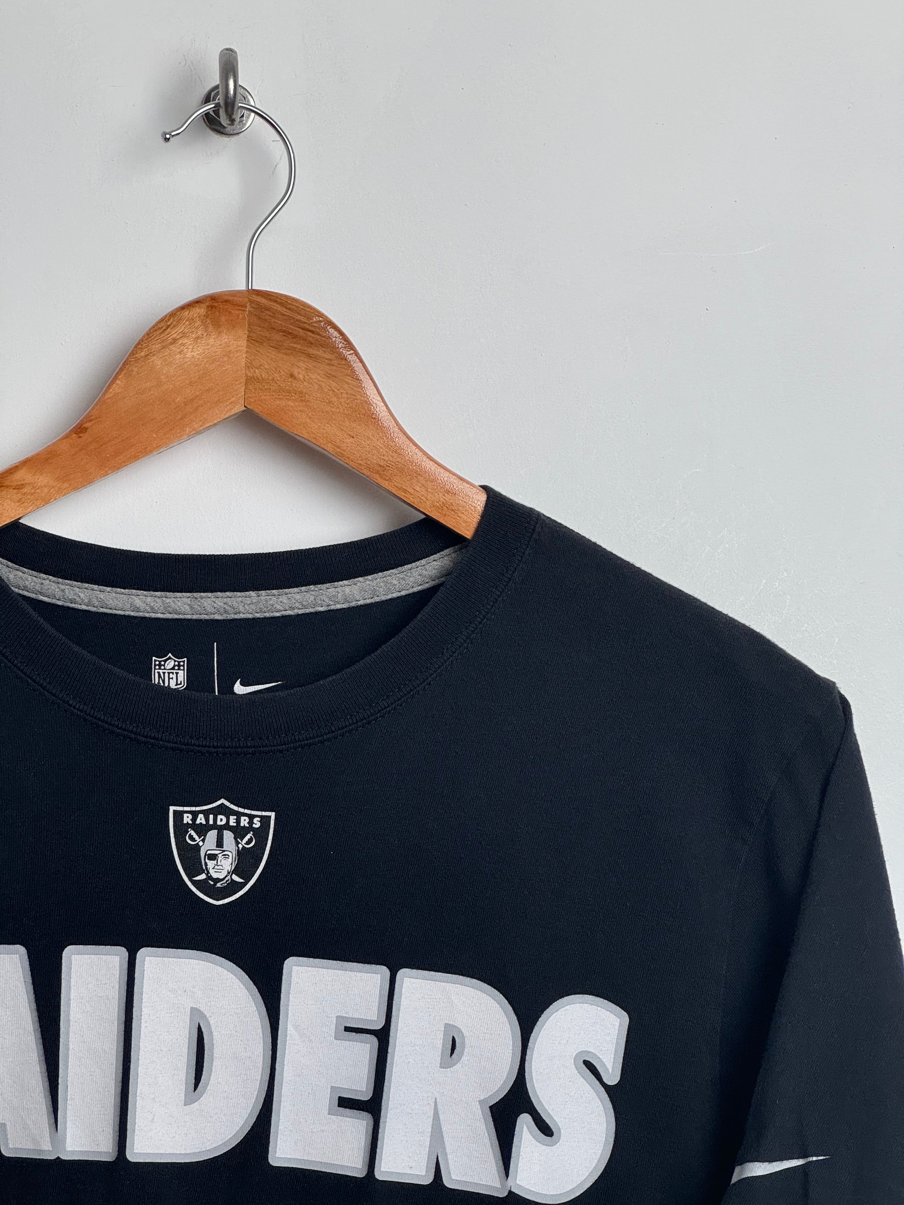 NIKE Raiders tee in black